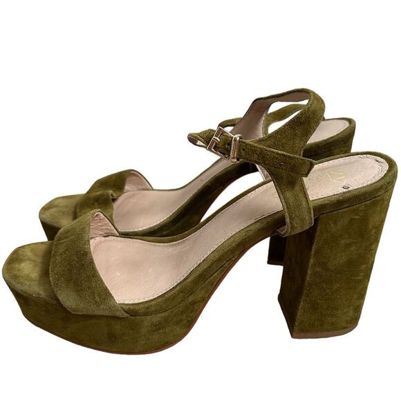 Shellys London Shoes - Shellys London size 9 green real genuine leather suede platform shoes sandals